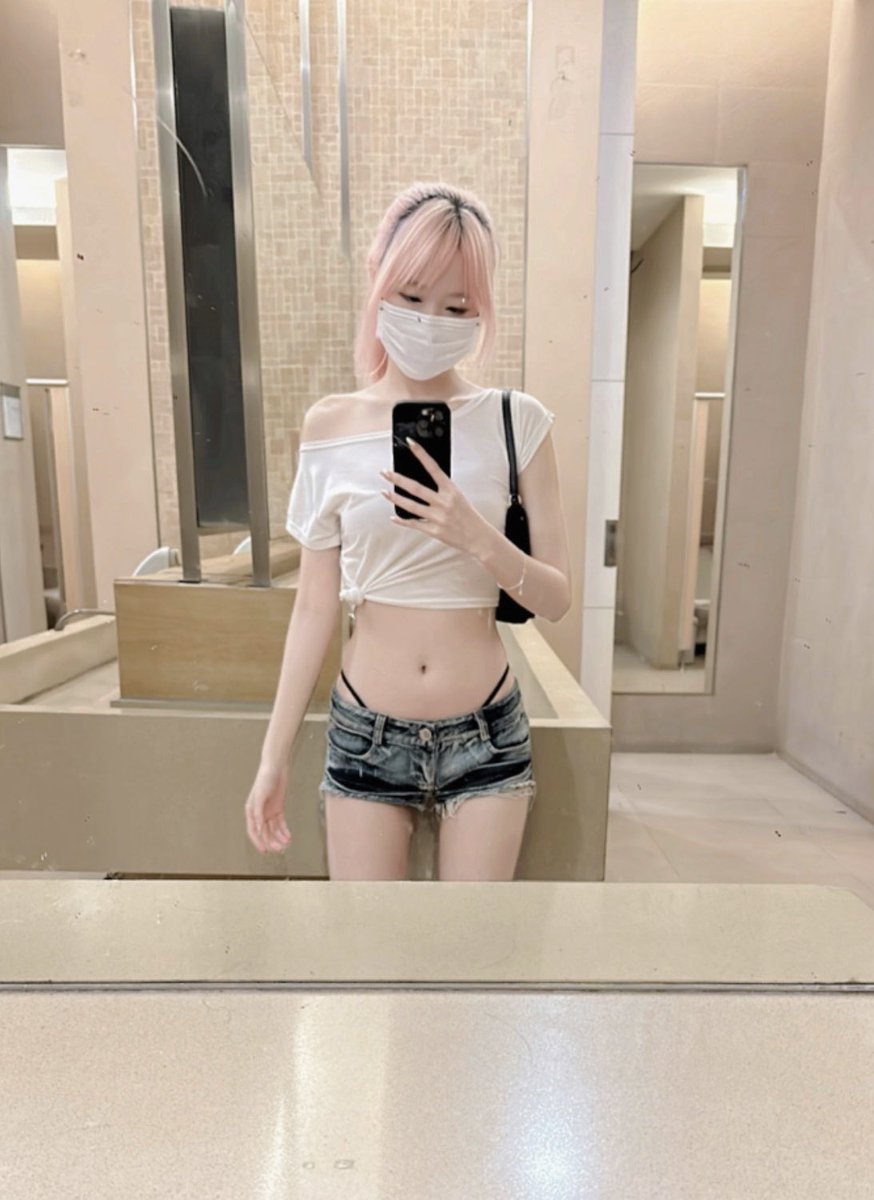 ไม่น่ารักแล้วน่าอะไรอ่า... https://t.co/Ur2iTpqsN1