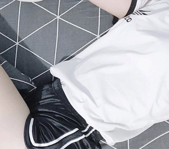 談戀愛好沒用 但如果你是帥哥 抱歉是我沒用😓 https://t.co/XhBii7Tczy