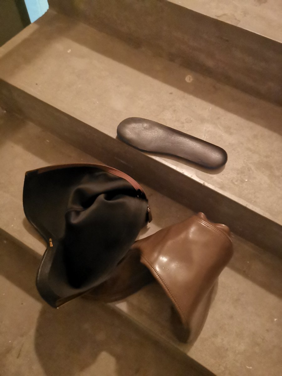 把剩下四张图都发完！#扫楼 https://t.co/jwr3nCJMBB