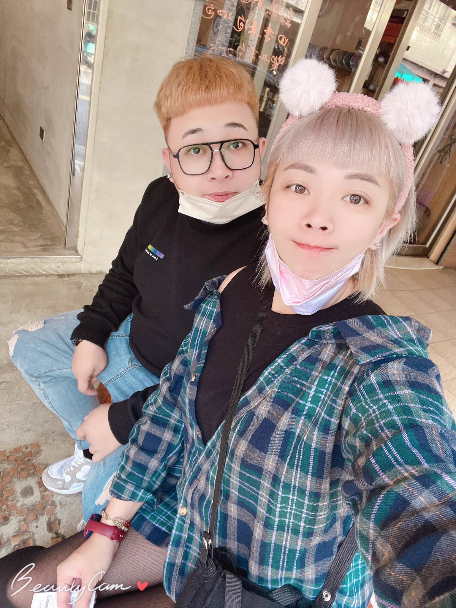 這間我真的覺得超級推他的珍珠奶茶🧋因爲他們本身在賣普洱茶，所以他們把它做成大家愛喝的飲品，我們點的是普洱+黑糖+牛奶+珍珠簡直完美比例超級好喝，珍珠超級Q喝了好幾口超罪惡大推。#御典茶 https://t.co/lClmq5iSQp