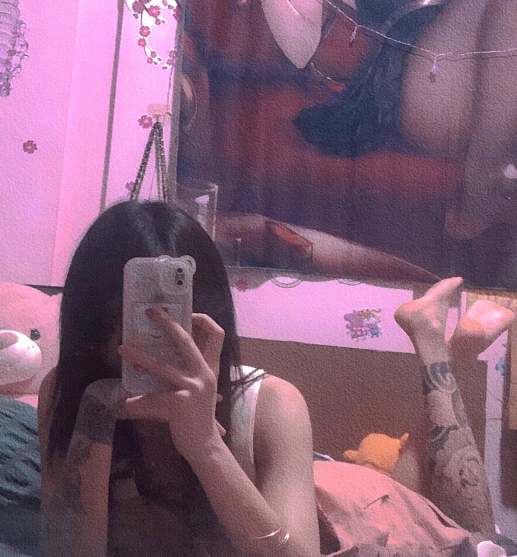 精神亲妈在接客的地方拍的照片，工作出汗累的脚底反光包浆了，别人花钱买逼，傻逼只想着付费服务亲妈清理脚底。

#精神小妹 #早泄 #atm奴 #女性崇拜 #无脑上供 #自毁 #绿帽 #脚奴 #足控 #素人开发 #原味 #冤种 #贱狗 #辱骂 #盯射 #舔狗 #反差 #榨精 #洗脑 #奴下奴 #白给 #太妹在 https://t.co/x4HlEo0ynm