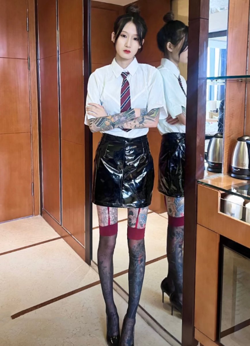 #精神小妹 #女性崇拜 #ATM奴 #早泄 #无脑上供 #自毁 #绿帽 #脚奴 #足控 #素人开发 #原味 #冤种 #贱狗 #辱骂 #盯射 #脚奴 #舔狗 #反差 #榨精 #洗脑 https://t.co/ogHP7vGaNa