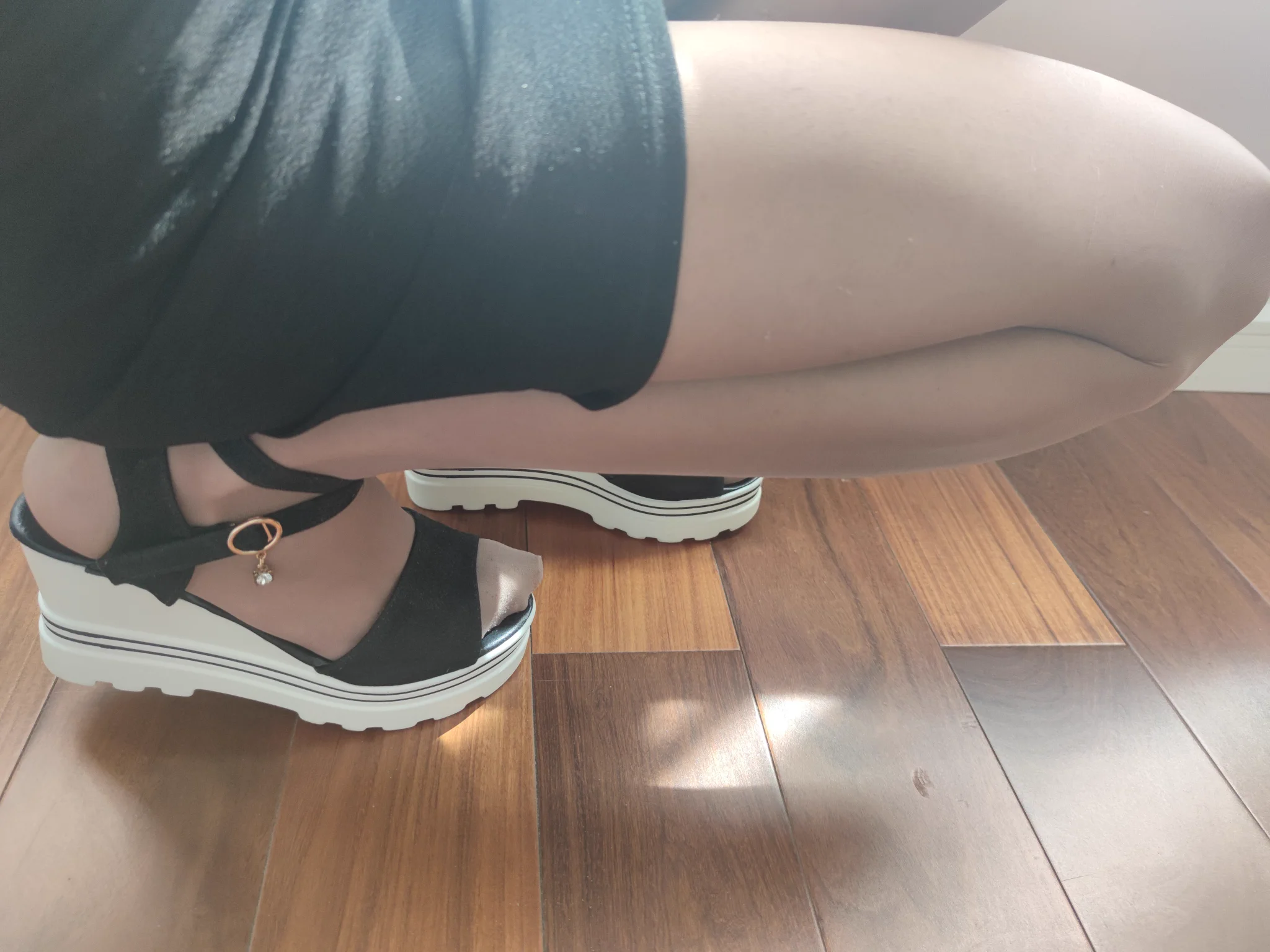 肉色丝袜看起来会不会成熟一点~#淫荡 #骚货 #贱货 #发情 #婊子 #妓女 #校妓 #卖春 #娼妇 #站街女 #母狗 #母畜 #肉便器 #精盆 #精液 #阳具崇拜 #男性崇拜 #男尊女卑 #反差婊 #反差 #荡妇 #女大学生 #性奴 #sex #slut #whore #bitch #fuckme #bigcock #wmaf #prostitute #hooker #streetwalk https://t.co/xN2fo6Mnj1
