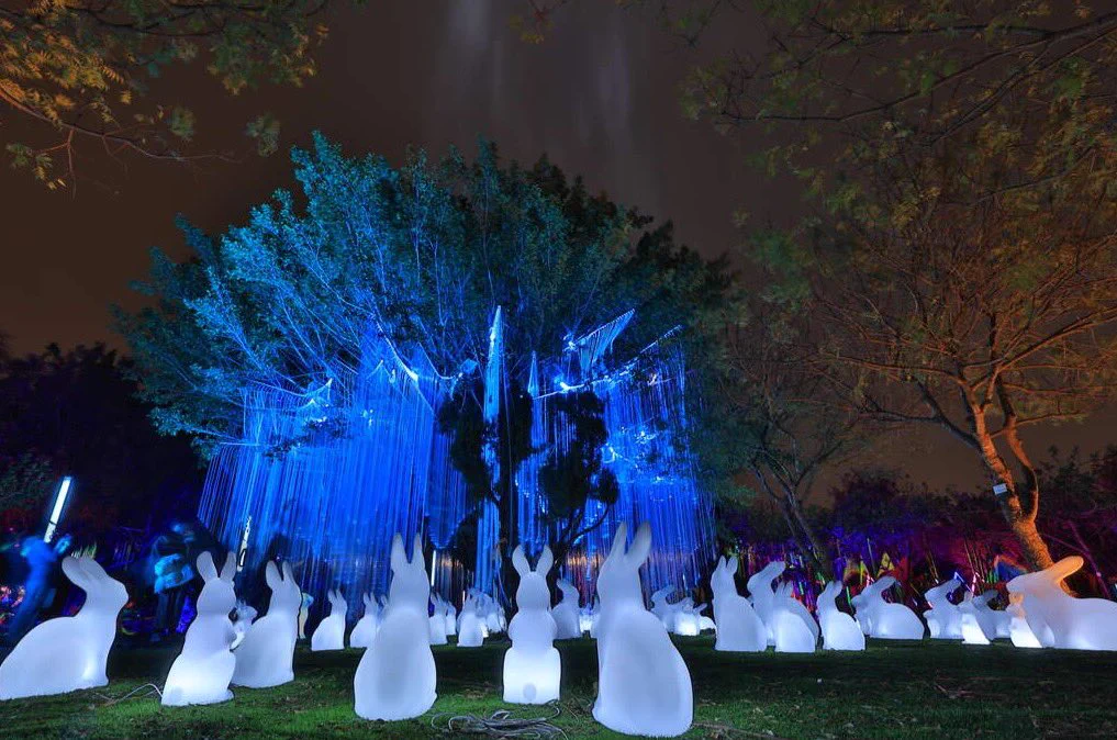 這次台中的燈會第一次在中央公園，離我家比較遠，而且中央公園好大，但好像更美，我好想去看看😄2/4～2/12日歡迎大家到中央公園燈會露出，說錯，是到中央公園露臉欣賞燈會和帥哥美女❤️@LOVE02578 大尺度帳號 https://t.co/BOhXgtVGhf
