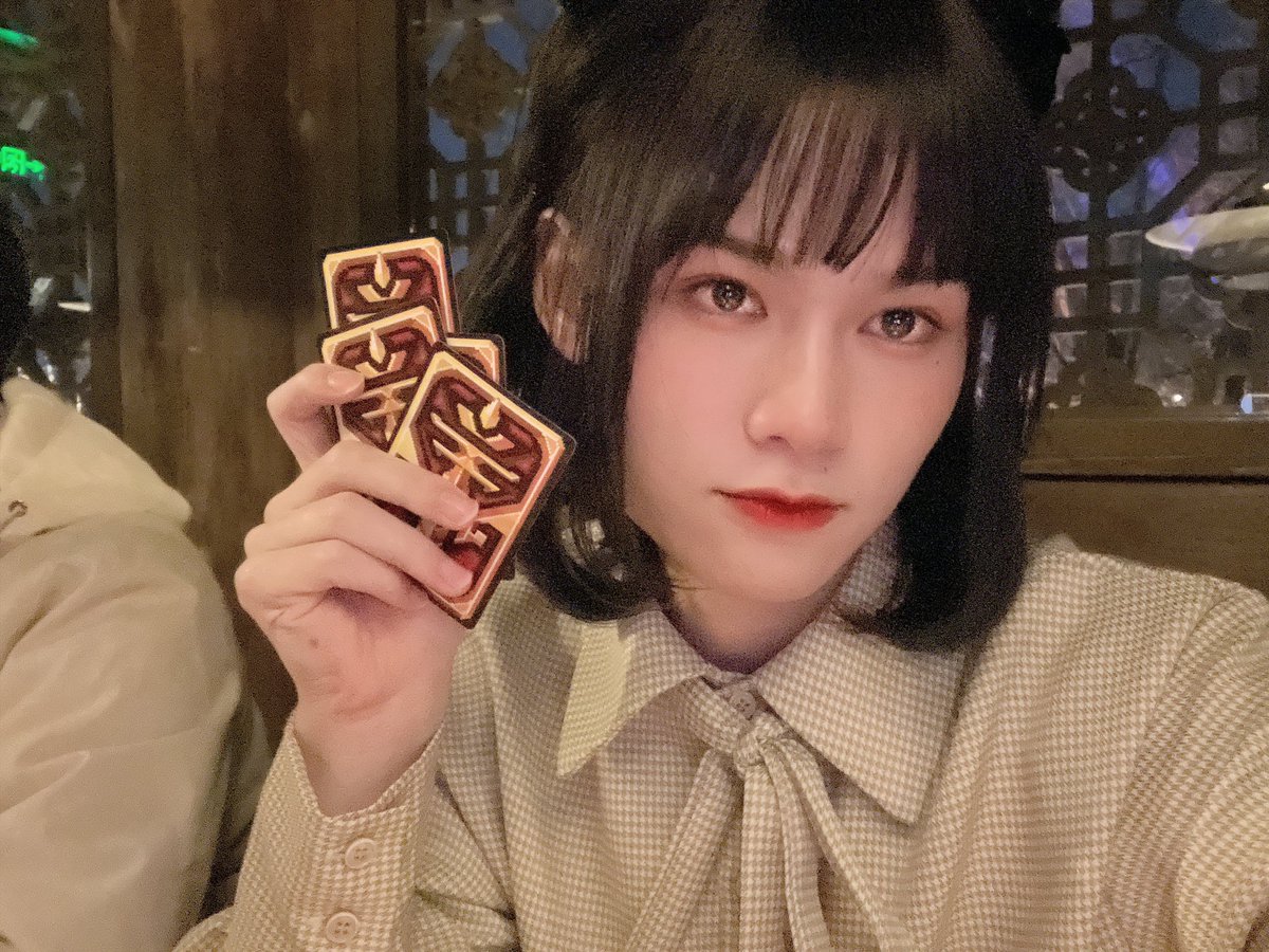 打牌吗 https://t.co/RX9lNAdDXu