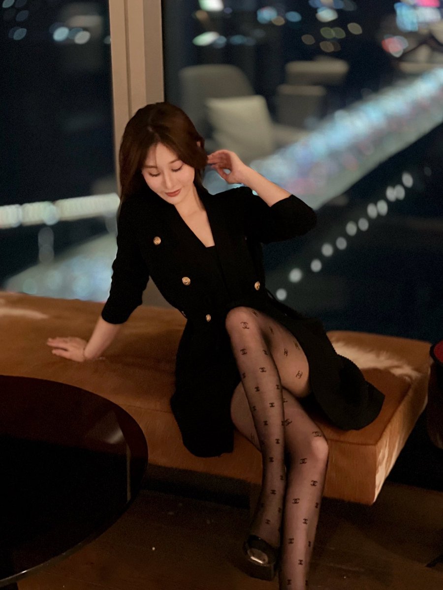 攻速鞋配上字幕丝袜
今晚开撕 https://t.co/QuioCrsyYJ