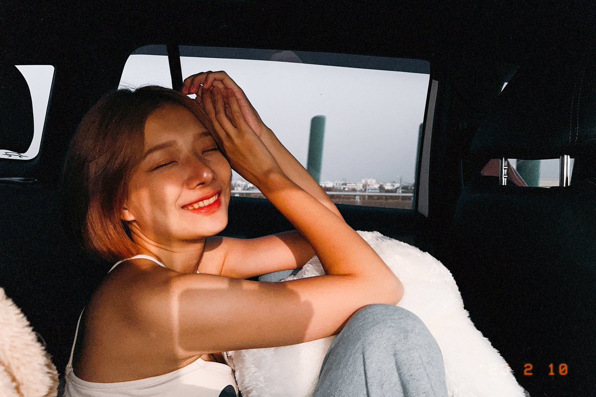 今天回家路上隨手拍的 好喜歡(´-ᴗ-⸝⸝ก) https://t.co/XISaqNSDOi