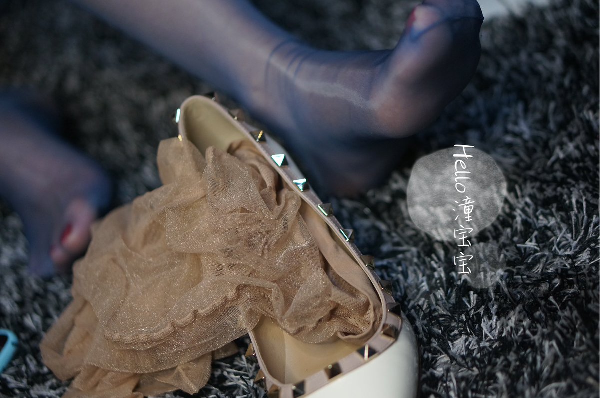 油亮蓝丝配什么攻速鞋呢？ https://t.co/xur9Fp6BR8