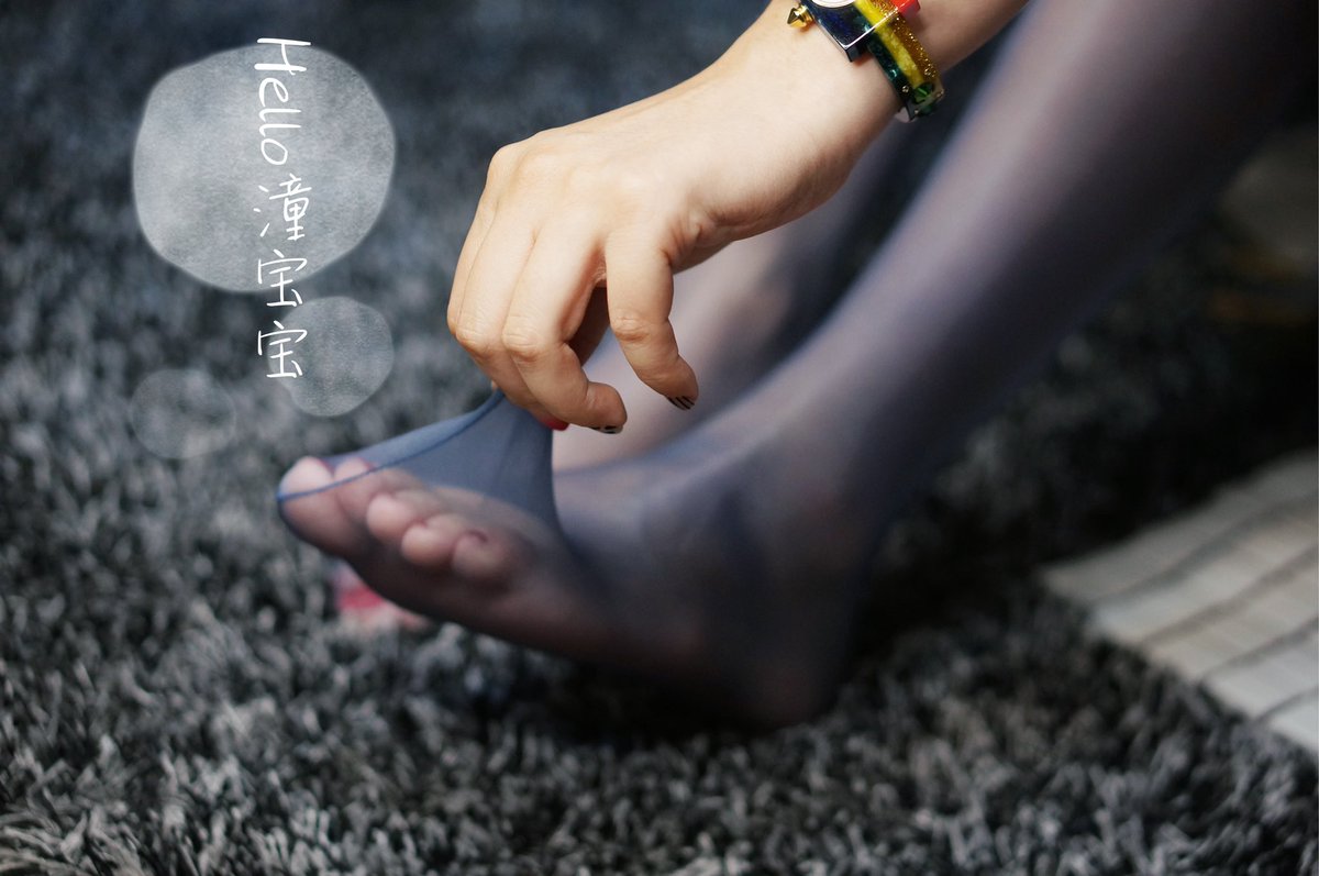 油亮蓝丝配什么攻速鞋呢？ https://t.co/xur9Fp6BR8