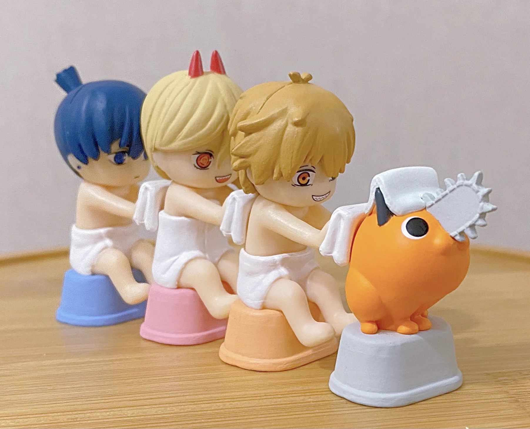 For some reason I ignored all cool csm figures except these cute little guys.. now look at them https://t.co/TyVfOlv3jk