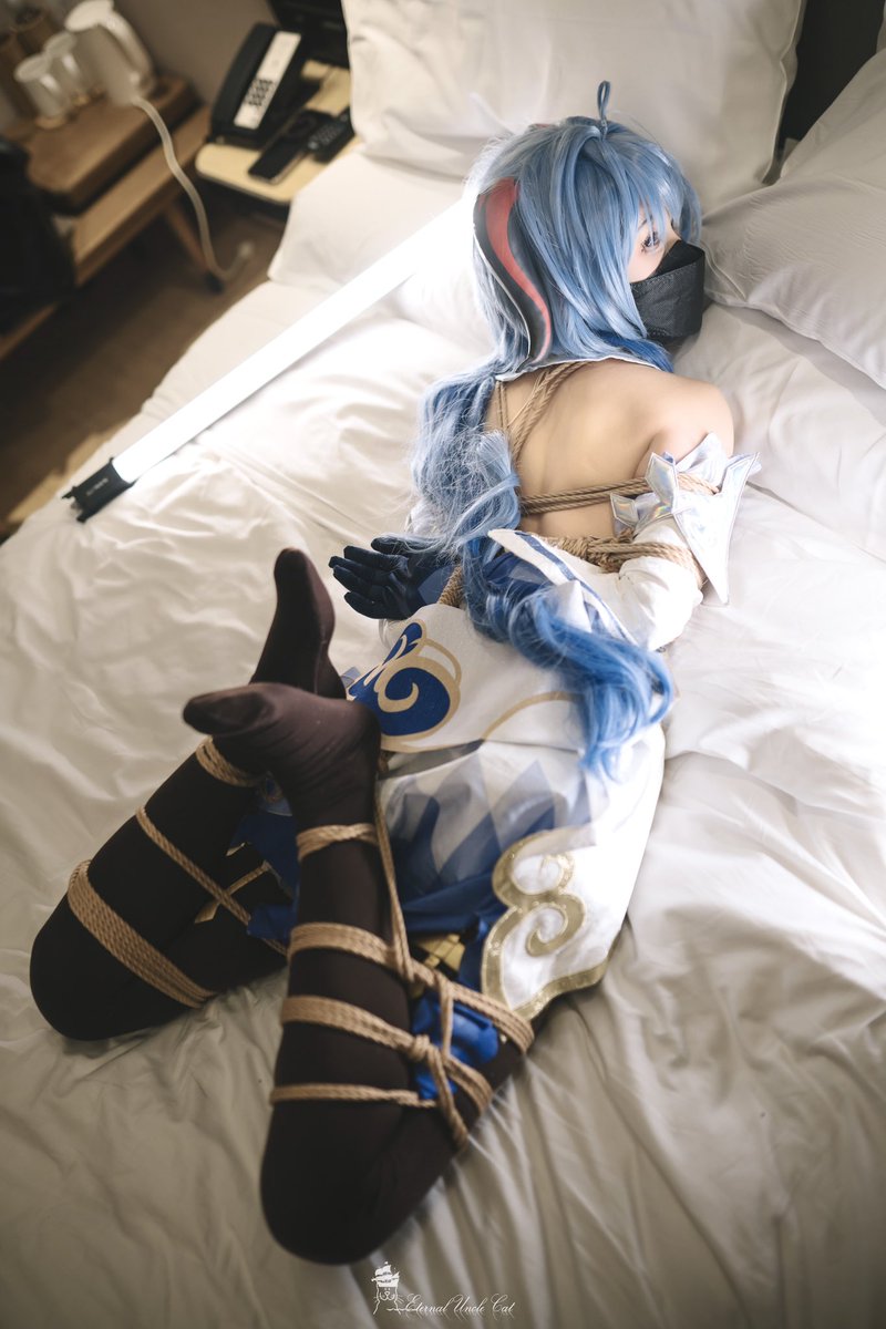 出图超快 就是我状态不好 #cosplay #GenshinImpact #甘雨 #绳缚 #捆绑 
摄影与绳：kl6cFF3TpGTVDDh https://t.co/RaT5DIG408