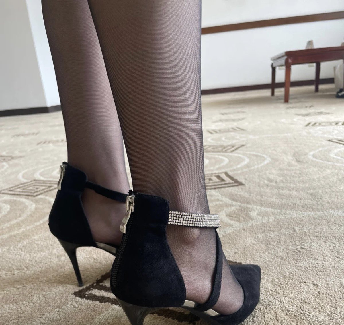 略微有点老气横秋了感觉 https://t.co/BOrBP8lCAB