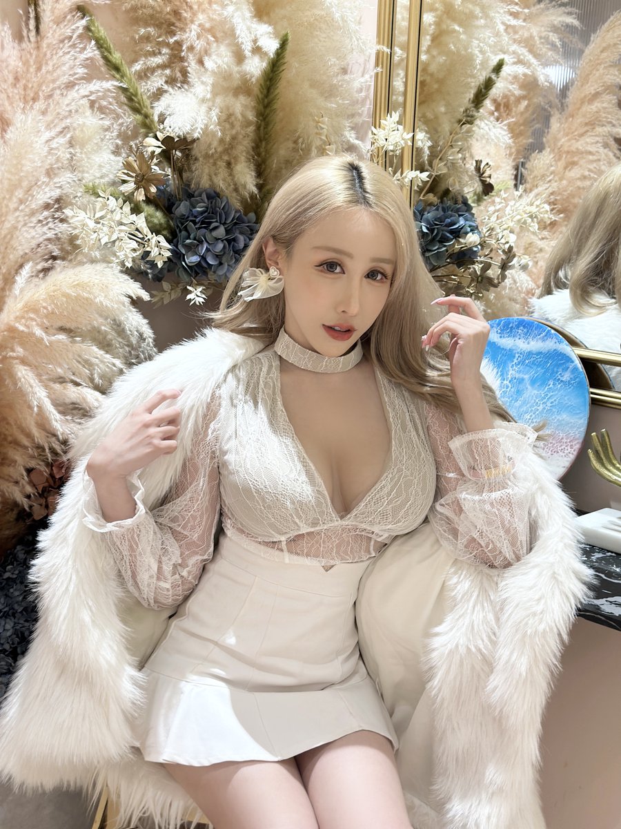 喜歡花 喜歡浪漫的話 喜歡深情的擁抱
那你喜歡我嗎😊😊
https://t.co/c7BGli0KpE https://t.co/xKHWEIp0Oq