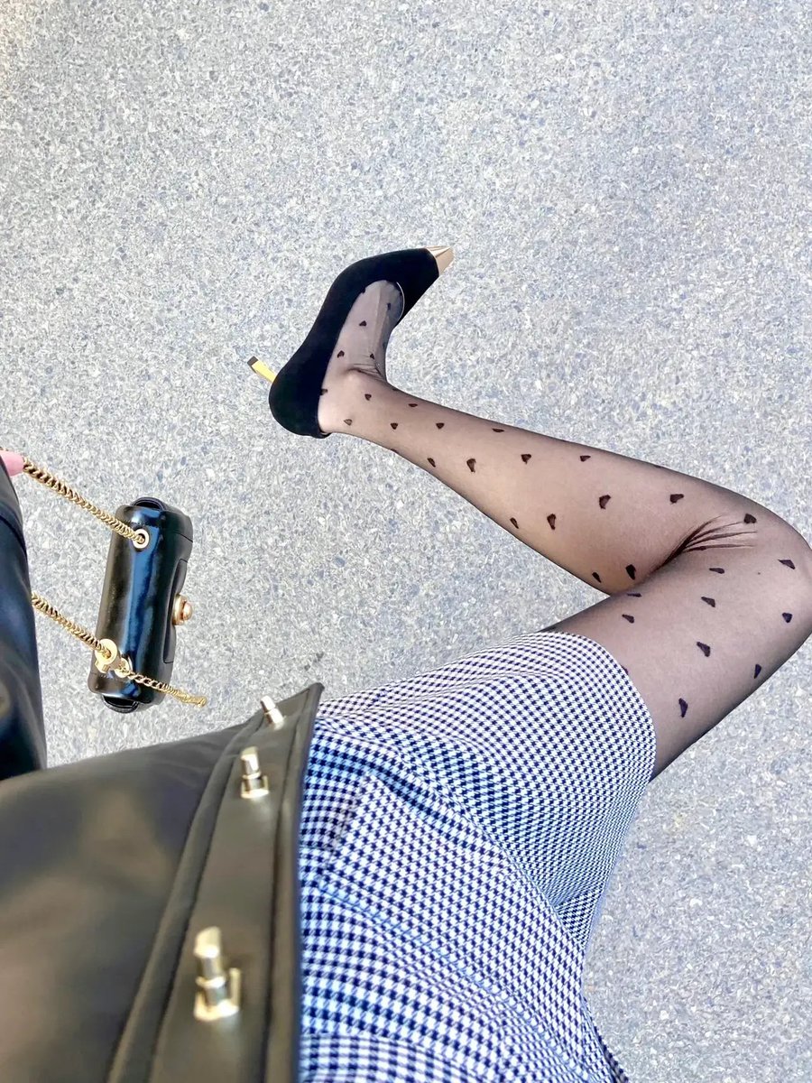 爱心波点丝袜真的是宝藏袜子！ https://t.co/pUYFaBlqku