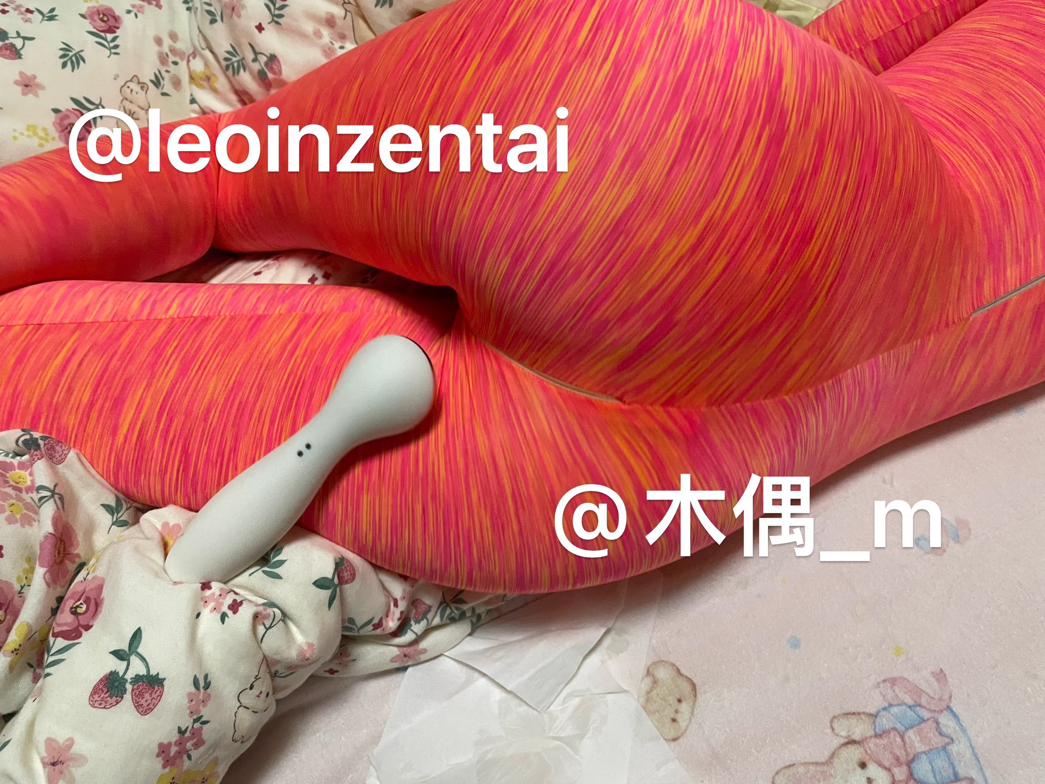上一秒“今晚抱娃睡得香” 下一秒“喷了一床快脱下”啥时候才能安稳穿着睡一晚呢？@Muoxyzgq 突然感觉挺对不起康姐这身皮，穿两次每次都喷，总共上身时间没超过30分钟吧 https://t.co/q1LZXf5kfI