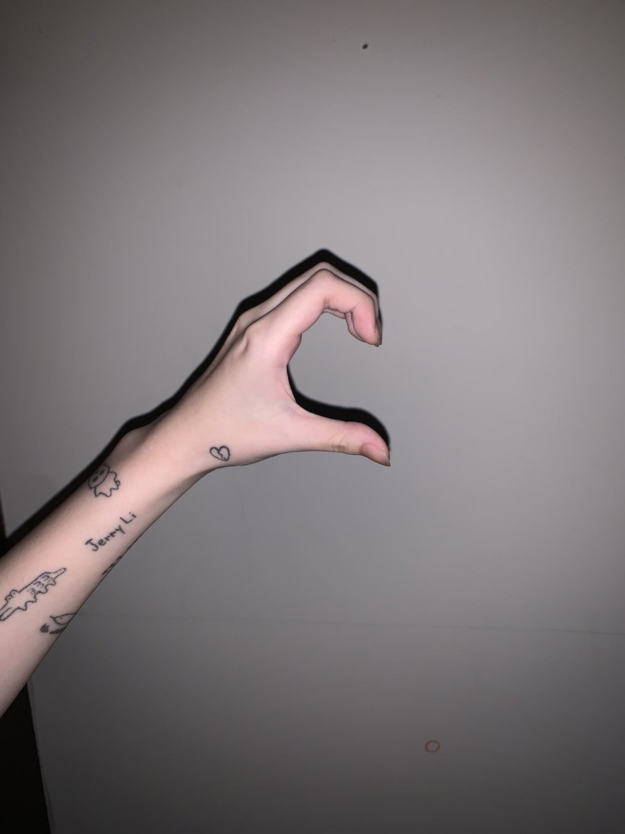 請補上右邊 https://t.co/owHJY67HCu