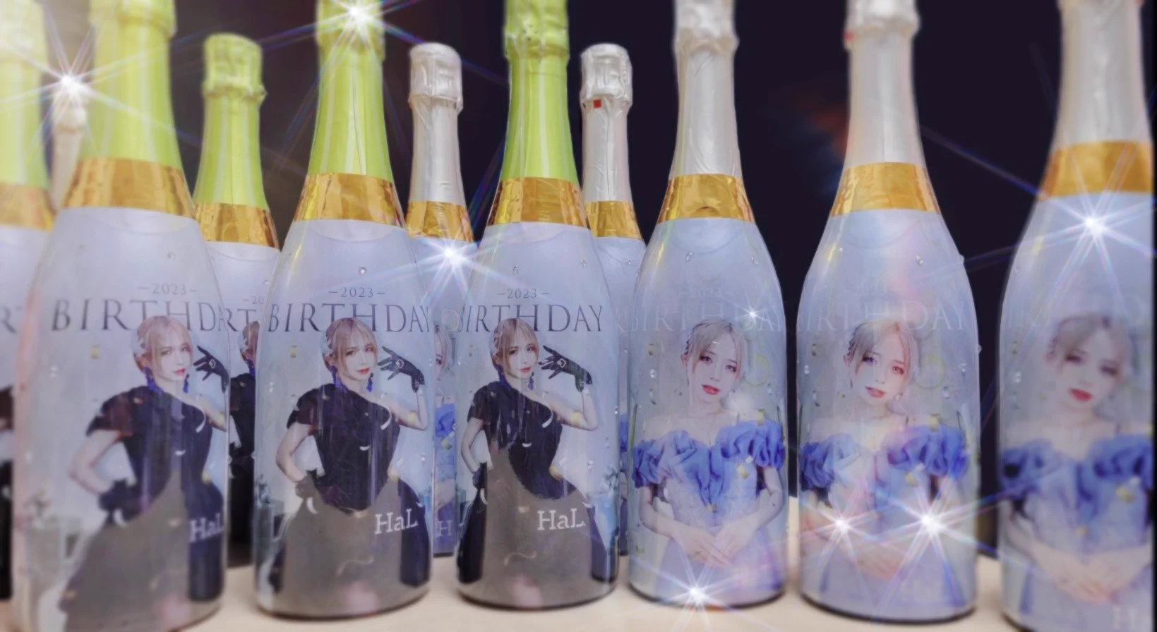 3/18(土)🎂生誕BARイベ🥂オリジナルシャンパンの予約購入がこちらからできます！💕それぞれ特典付きなのでぜひチェックしてください✨🍾2本セットhttps://t.co/7yTwtWANPy🍾生誕LIVE衣装ver.https://t.co/yFMF8YUIo1🍾生誕BARイベ衣装ver.(ノンアル)https://t.co/VpKeGs2OTQ https://t.co/zHVkZi3P0N