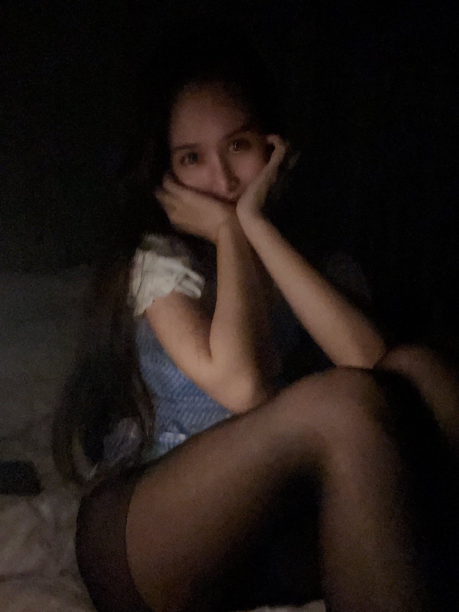 @riridasai 一个炮友说平日里正常的我私底下竟然是个大烧杯 https://t.co/3SIZETW5eL