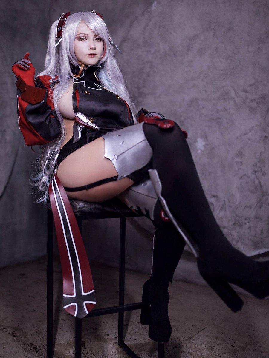 Rate my cosplayyy https://t.co/jt2zYckdAa