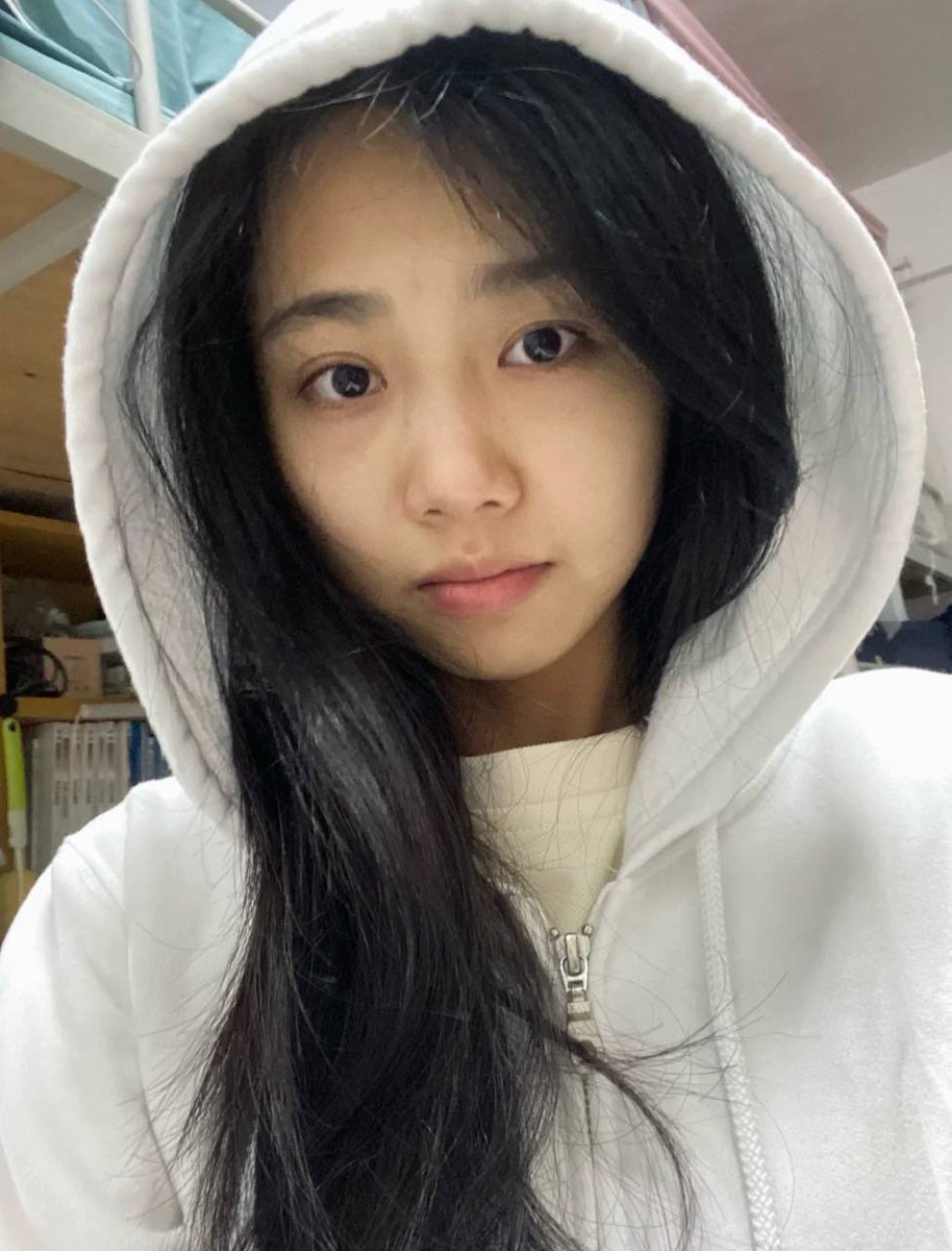 @duanxindasai 真的没人喜欢反差护士吗？？可以内射 https://t.co/6JEnPJS3Iv