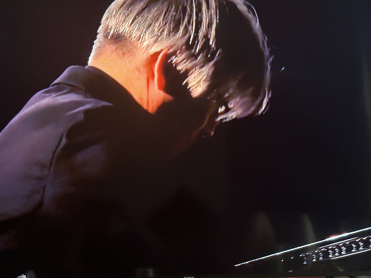 晚安 教授🕯️ https://t.co/0Bt5OI7RQu