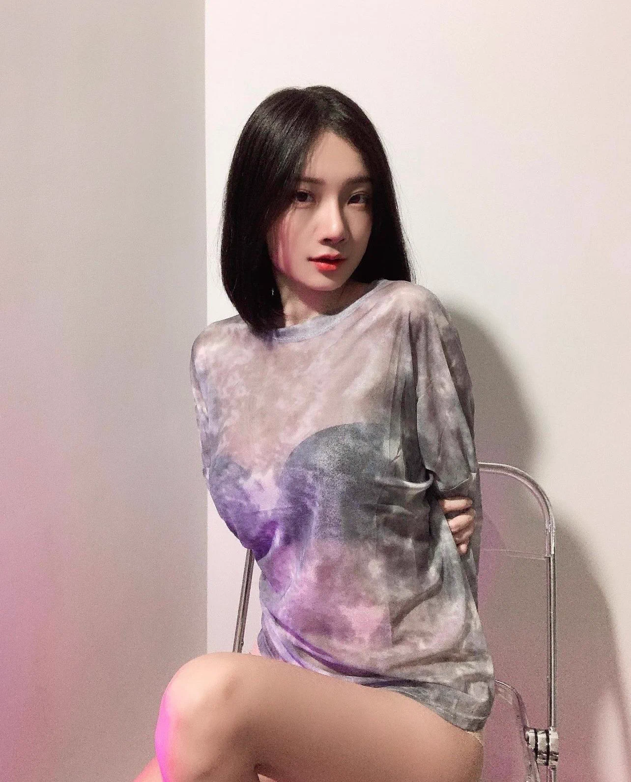 我們在沙發上試過 我們在廚房試過 我們甚至在走廊試過 但是那又如何 還是連不上wifi https://t.co/c50k8vdRkt