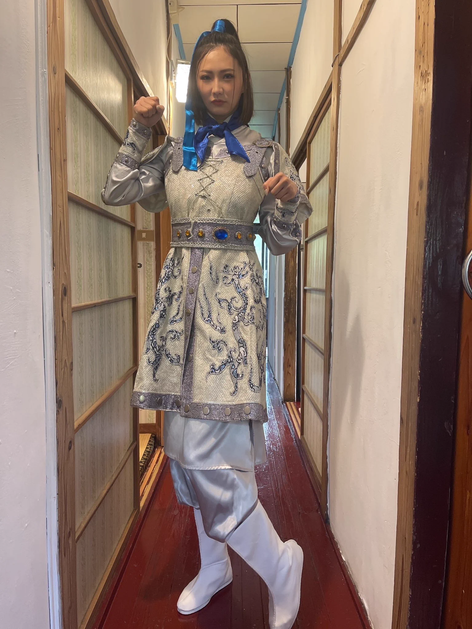 今天的裝扮好帥 https://t.co/FniyNtgKcO