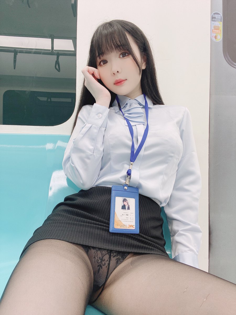 5/3のコスホリ新刊です🥺✨ https://t.co/4sBV2xXpwP