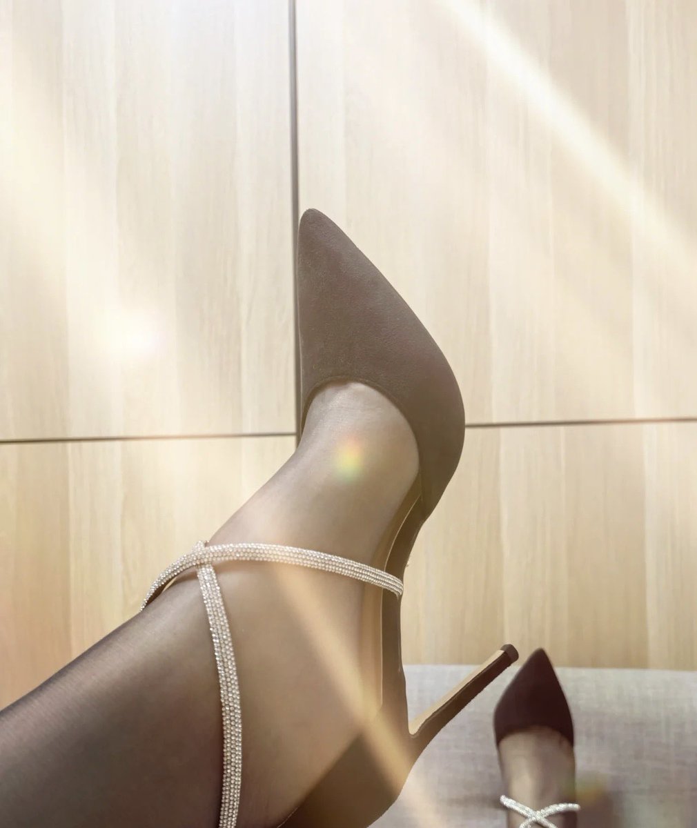 接下来几天，就弄个鞋子专辑吧。 https://t.co/XF0Z8rvGlF