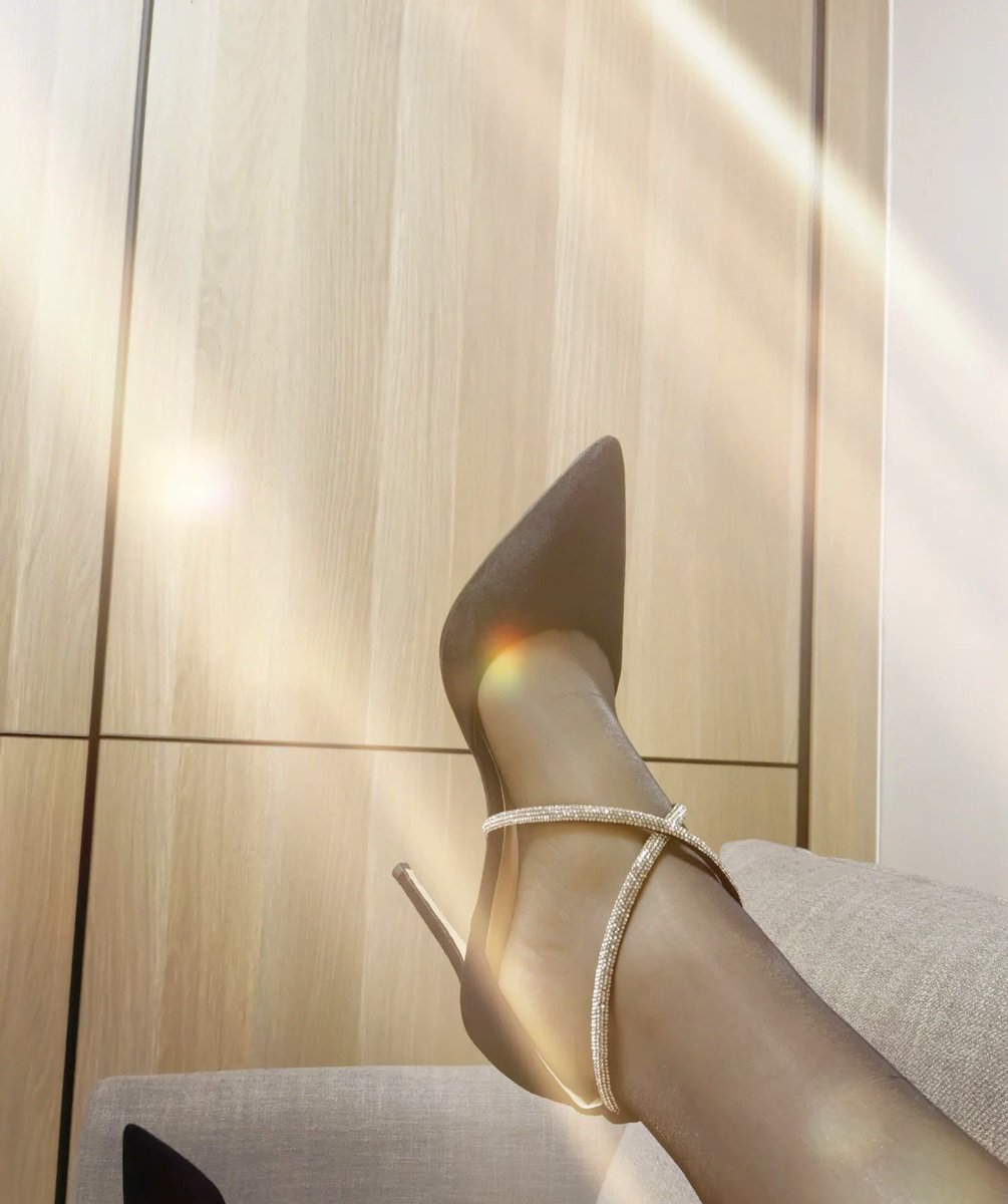 接下来几天，就弄个鞋子专辑吧。 https://t.co/XF0Z8rvGlF