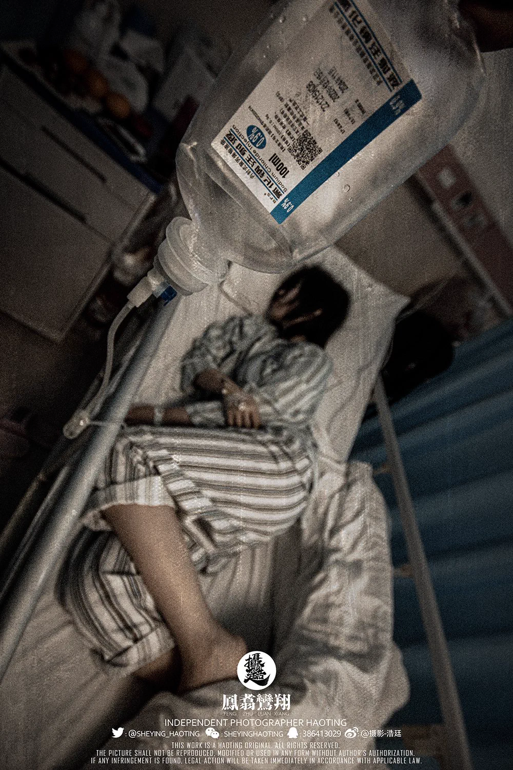 鳳翥鸞翔/病榻医院送温暖拍摄行动带伤出镜辛苦啦希望没有对同房其它病号造成困扰挂着水可爱小护士乱入也是蛮有乐趣的事情嗯 我=乐子提供机😬#约拍 #人体艺术 #独立摄影 #HAOTING #摄影浩廷 #浩廷@Fengsiyuan @_SugarSHERRY_ https://t.co/aynG0c8kzl