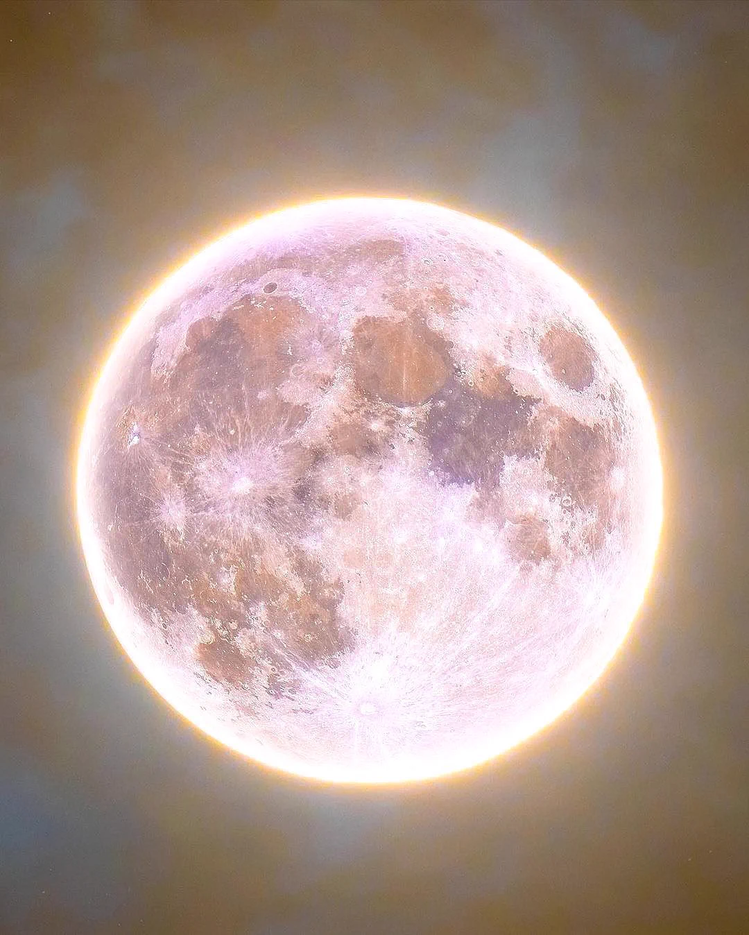 full pink moon https://t.co/DVtXfUAw3I