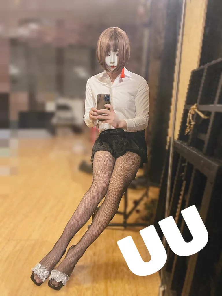 被关禁闭了，求救！！！ https://t.co/58p7E8z9Wn