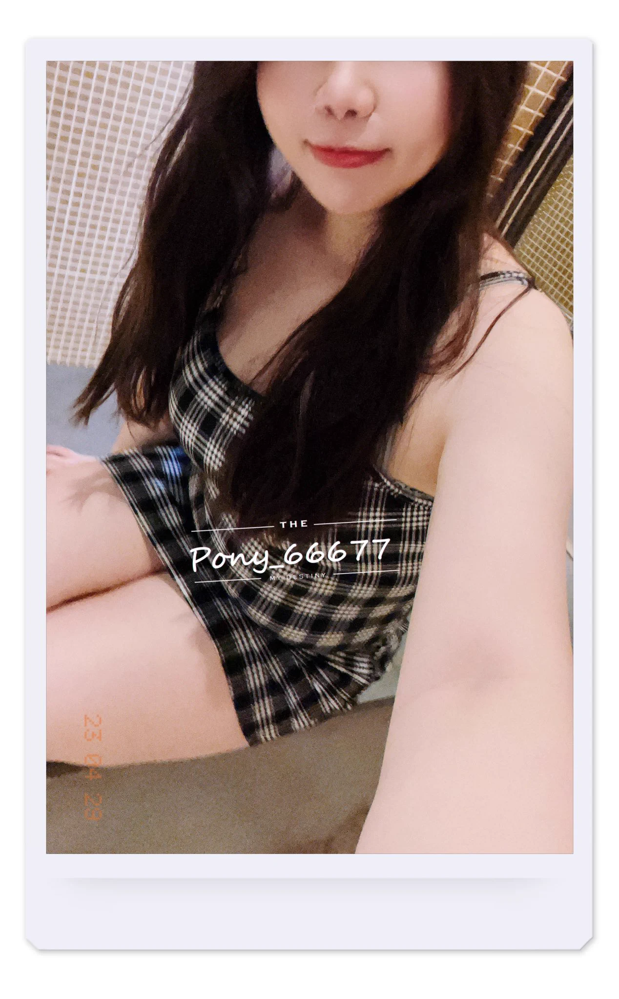 外頭這麼熱 逛街逛累了找個地方吹冷氣歇歇腳也很合理吧🥰 https://t.co/KkHEsfmpXn