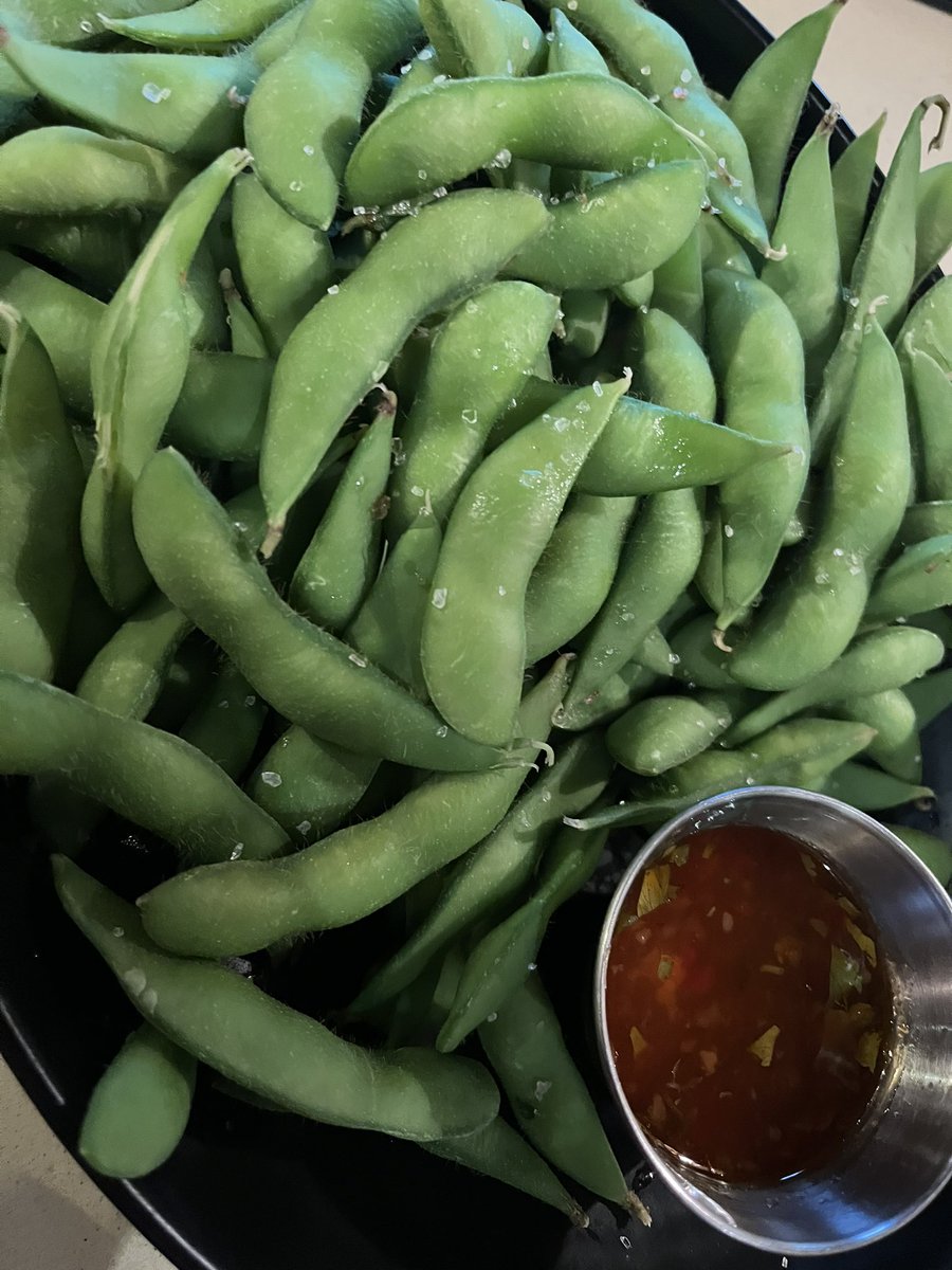 今夜も🍹
枝豆、美味しいよね^_^ https://t.co/Rtd6sdigBF