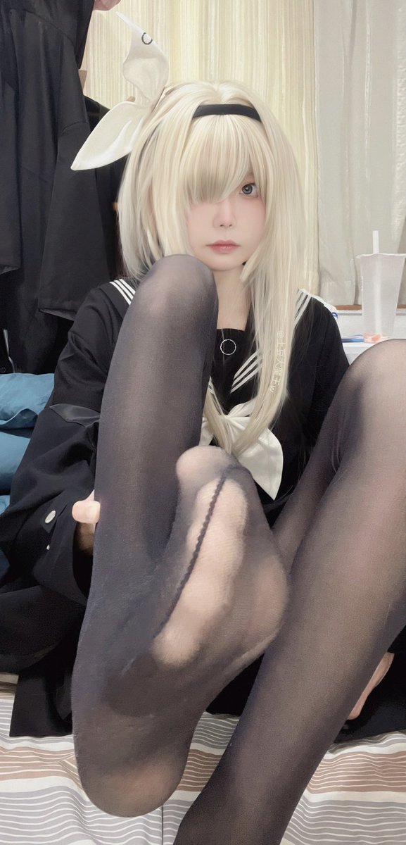“啊——”
群友说要拍脚底 咱直接怼着镜头拍
#プラナ https://t.co/rzZ3XDHILd