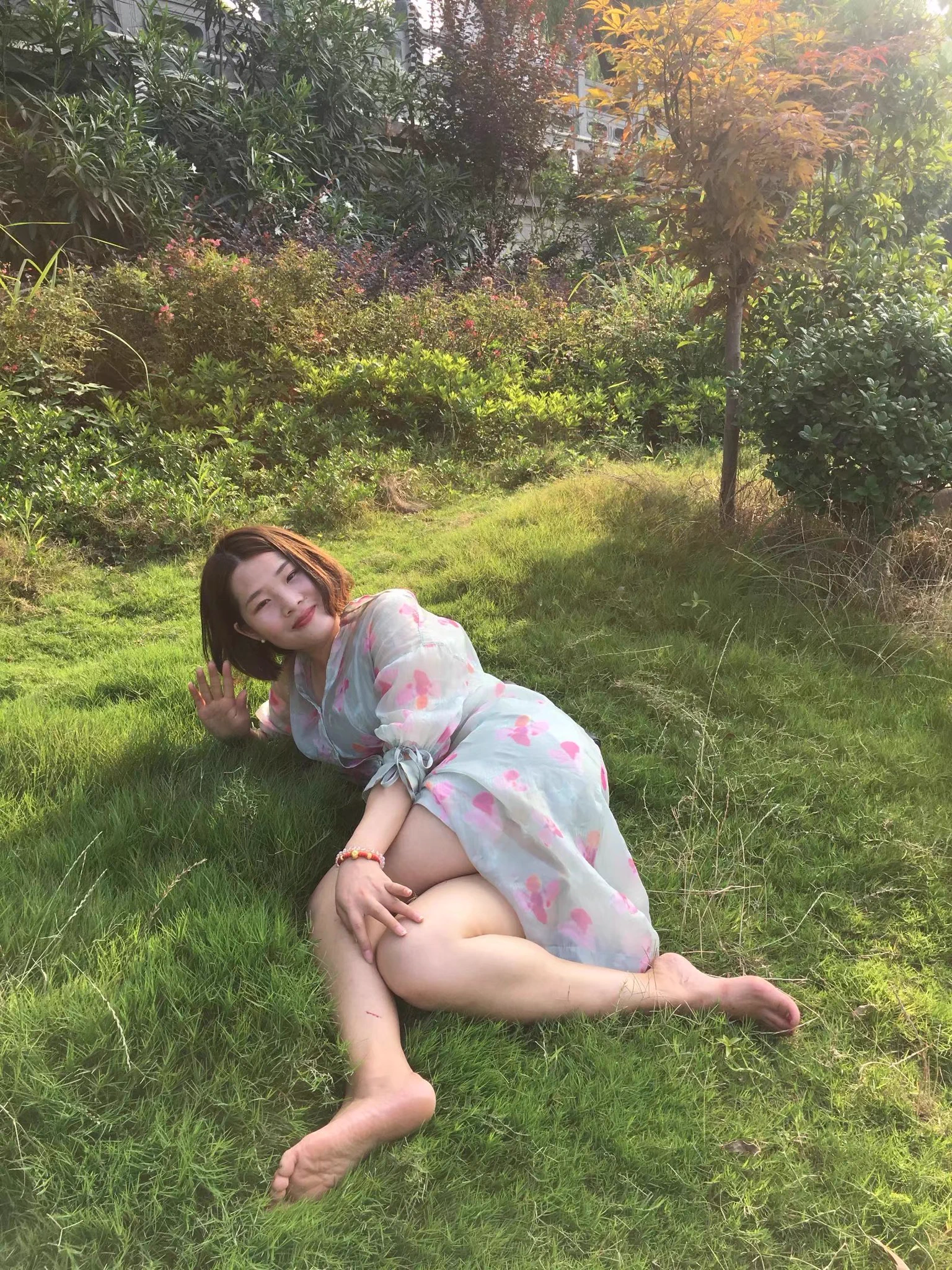 带老婆出来踏个春，让她五一回娘家也不回，老妈已经不高兴了，唉 https://t.co/IyfX1KLvgV