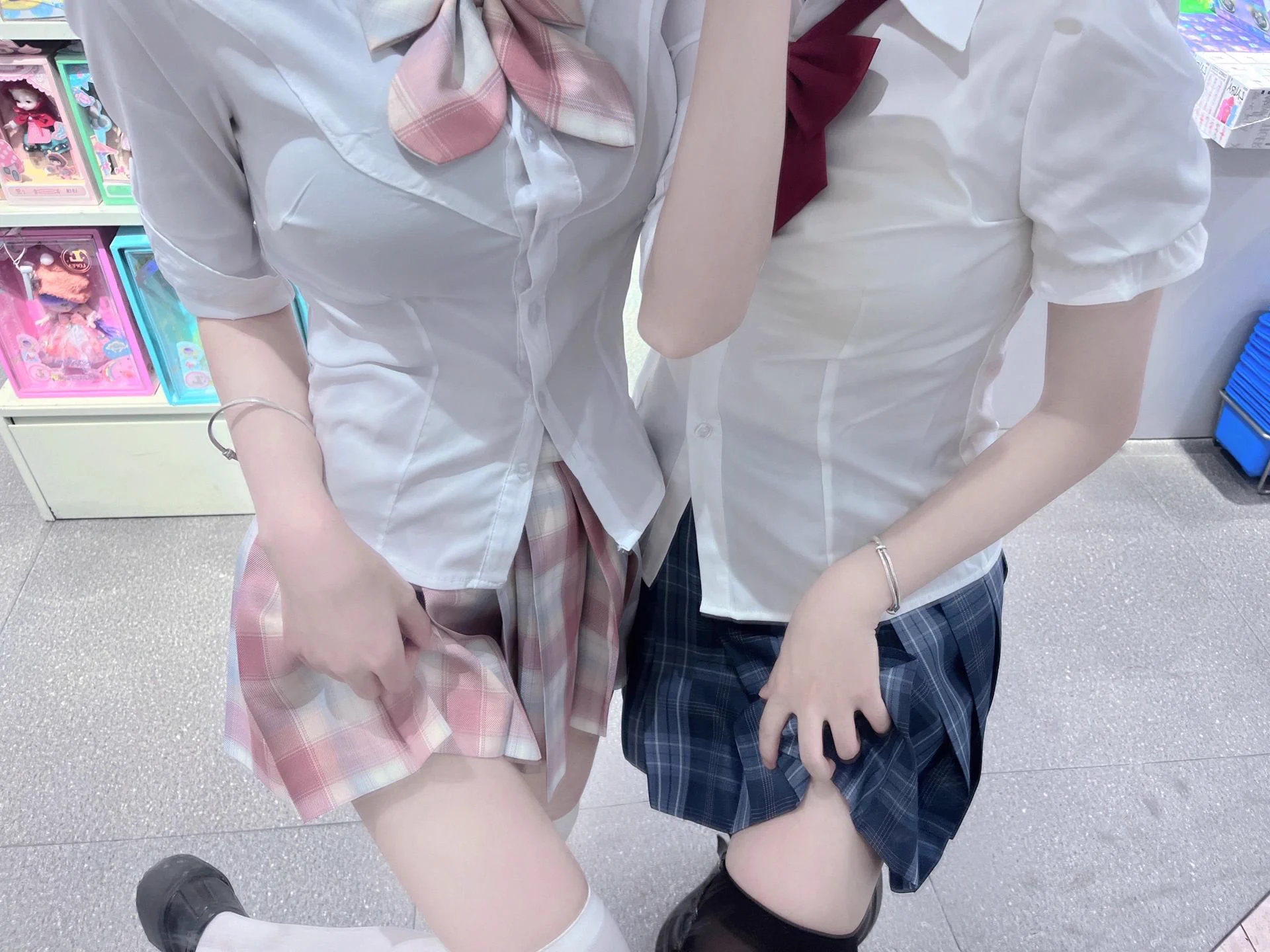姐妹成对，快乐加倍！ https://t.co/IXExUCMrSz