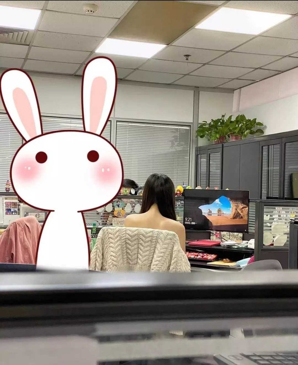 公司空调坏了，热死人了
@CPorgyUniverse
@cporgyuniverseR
@HotMediaLuckLot https://t.co/RLqAVlCtyD