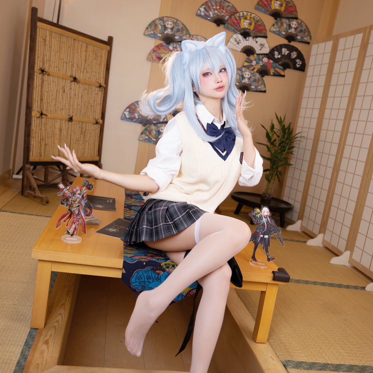 夜はどうするの指揮官〜？ https://t.co/Fc6nnhvOw8