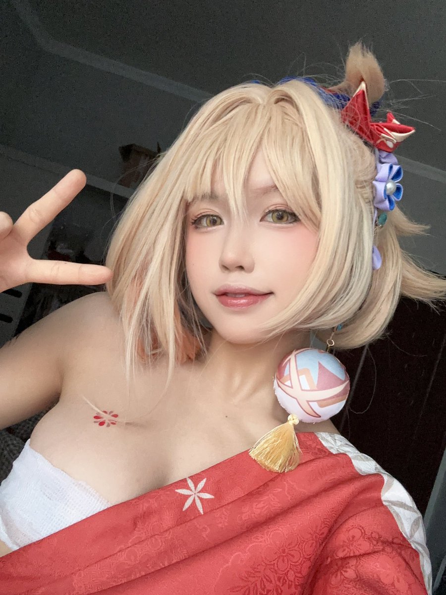 这次还是没有达到我的心理预期，还得重新来过 #宵宫 #cos https://t.co/kw8mU4tB3T