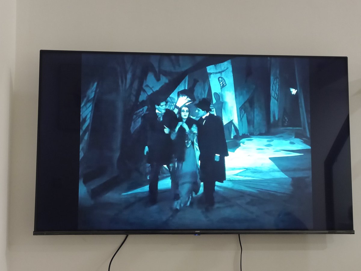 我真的好喜欢这部艺术品！！ https://t.co/0tlsqqi4qa