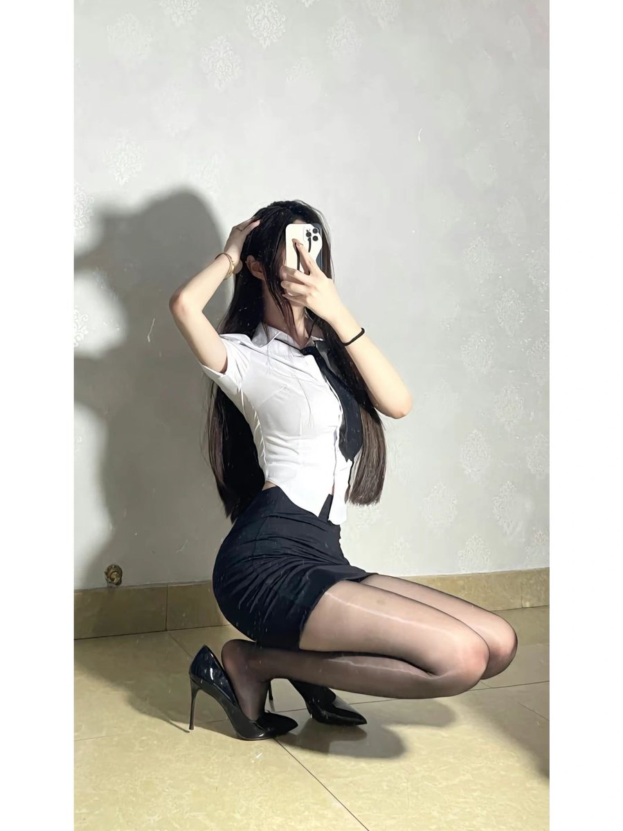 宝，能不能让我看看你的宝贝 https://t.co/aU9eDkMEAs