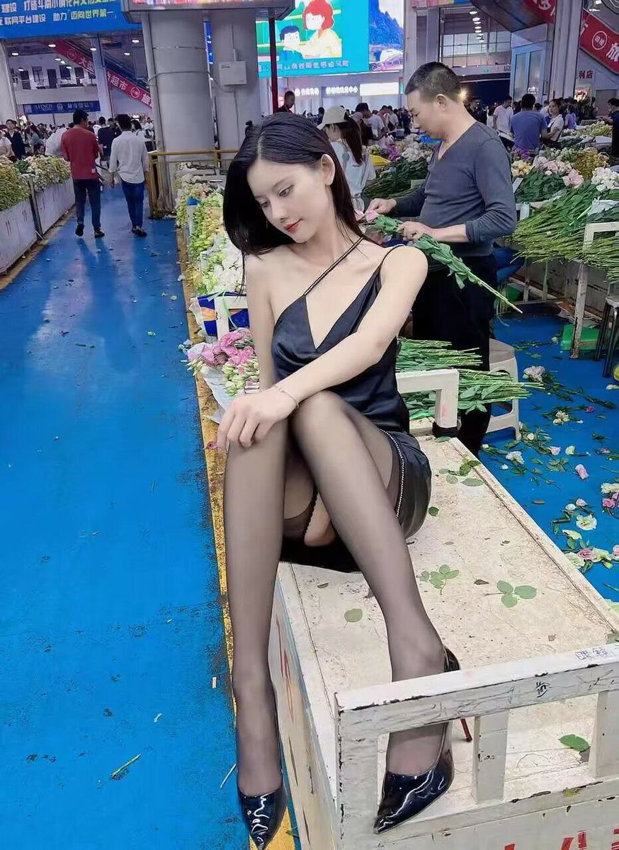 来时风花绚烂，回首芳华依然。@cporgyuniverseR @CPorgyUniverse @HotMediaLuckLot https://t.co/8aOZ3OEVru