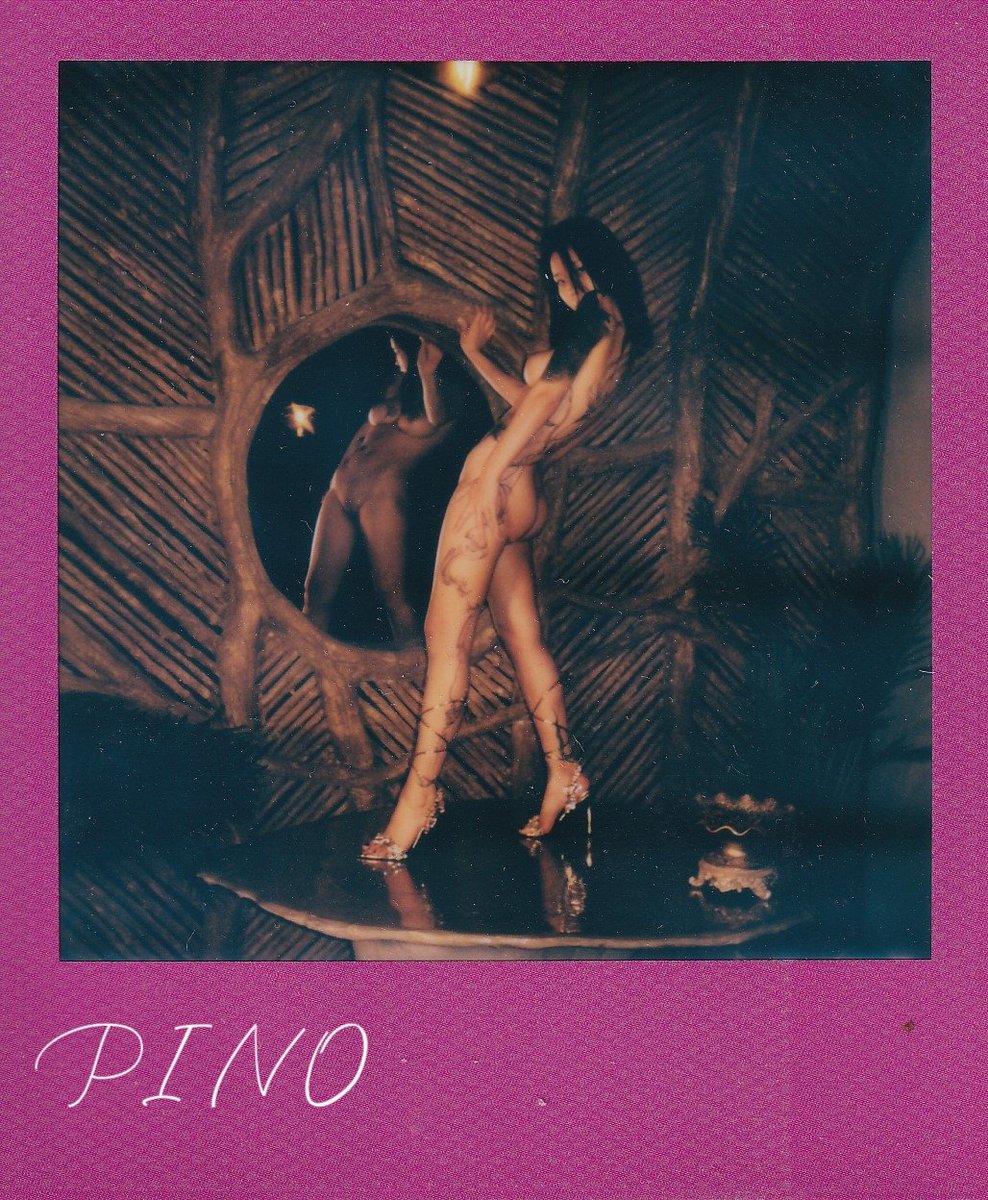 模特:@lzxgeek 
摄影: @zaoyang111 
非常出片的模特野荡（深渊），真正女神一般的身材，超级喜欢，神秘魅惑，附上宝丽来和照片 https://t.co/ZY7MotcqYO