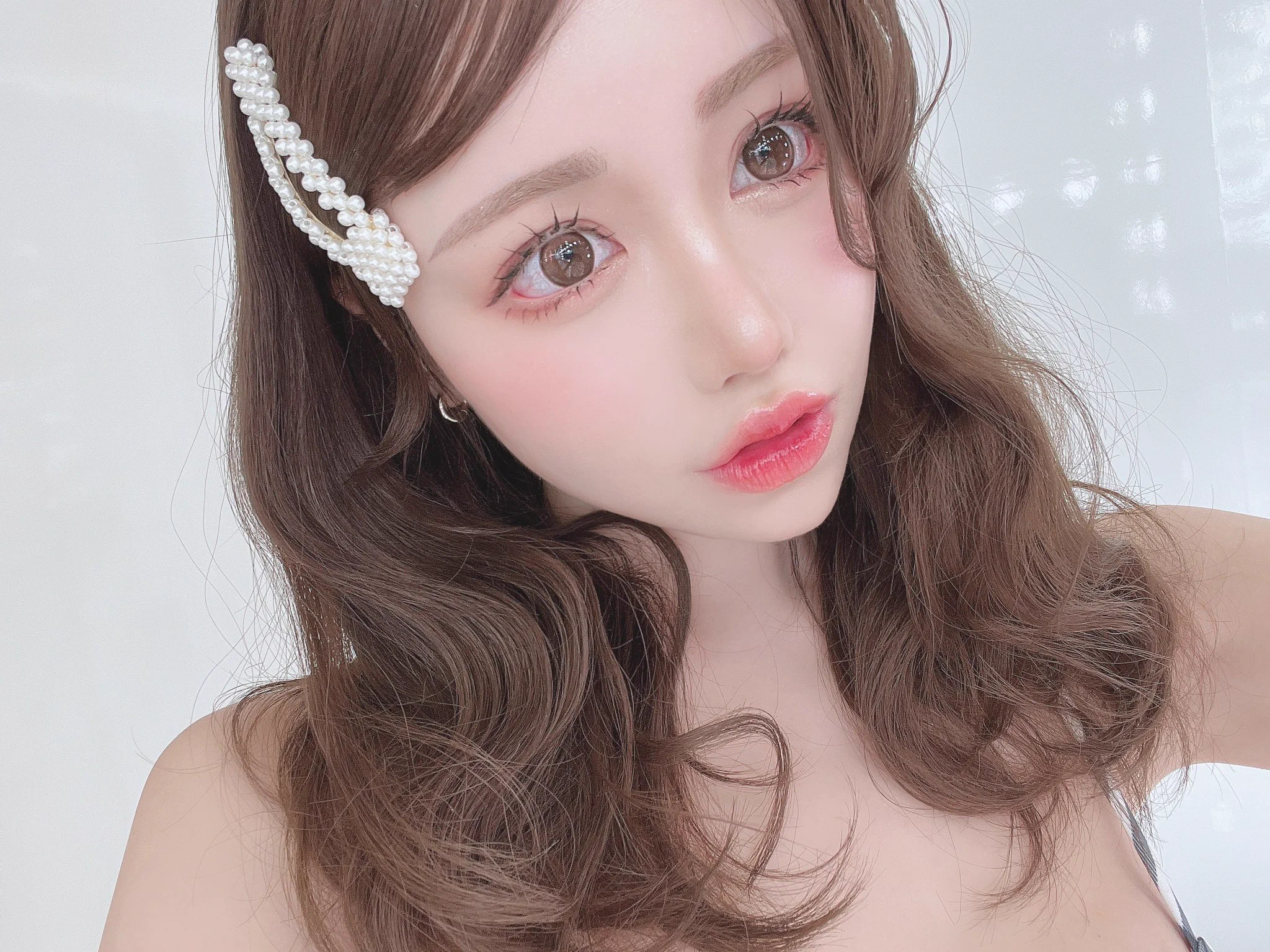 先日の韓国旅行ついでに@elleartmake さんで眉毛のアートメイクをして来ました✨丁寧なカウンセリングと施術でめちゃくちゃ綺麗な眉毛になりました🥹💕3日後なのにこの綺麗さと馴染みの良さすごい😳👏✨ https://t.co/vEu8VjpHmO