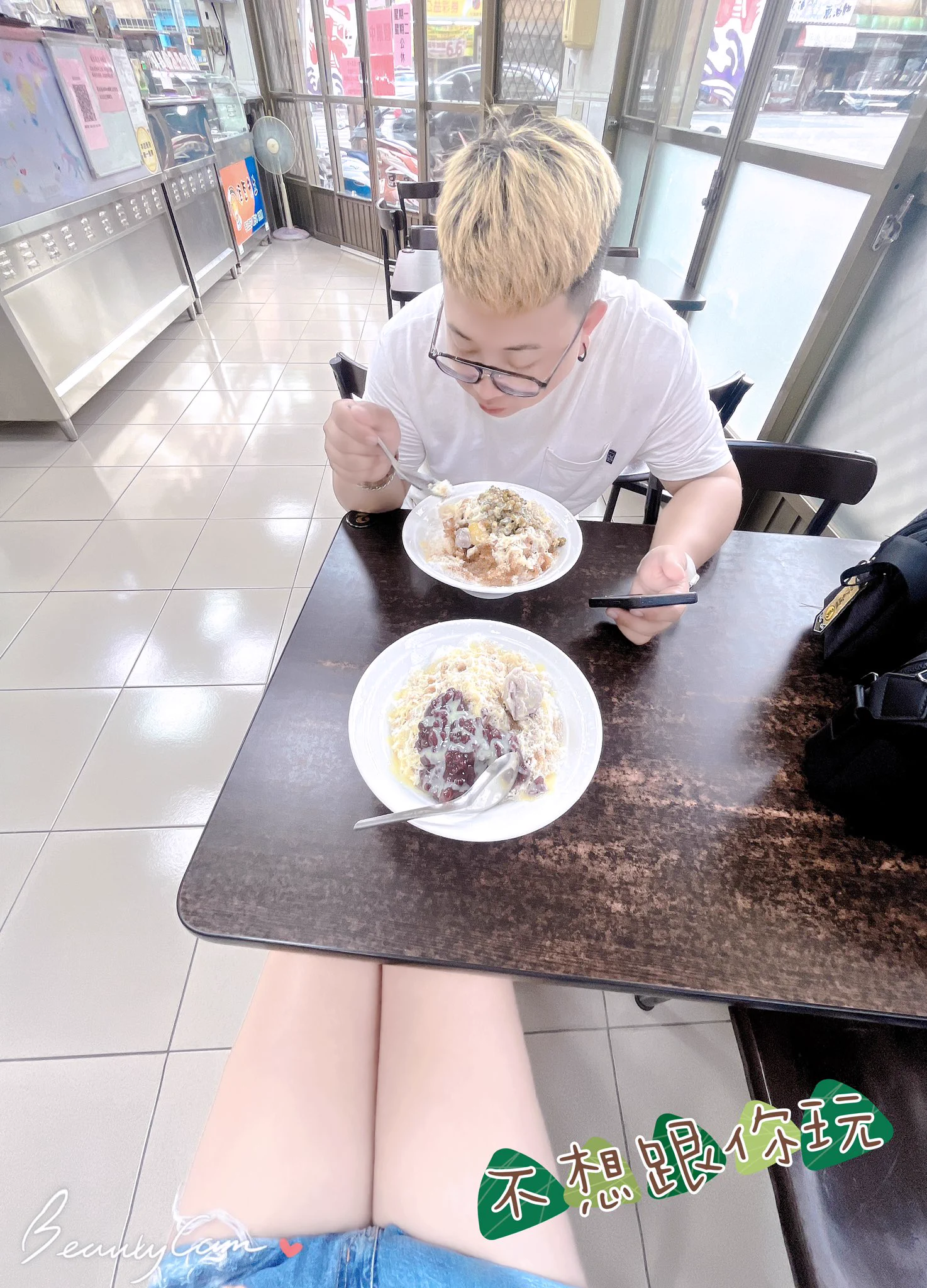 天氣超熱這家冰店終於開了 好吃😋 https://t.co/awwfzHzA95