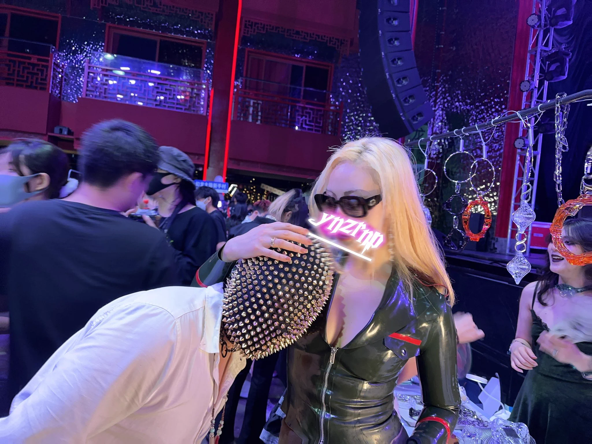 评论区说说，你的变态性癖是什么？🍒 https://t.co/h3SyHlVkRa