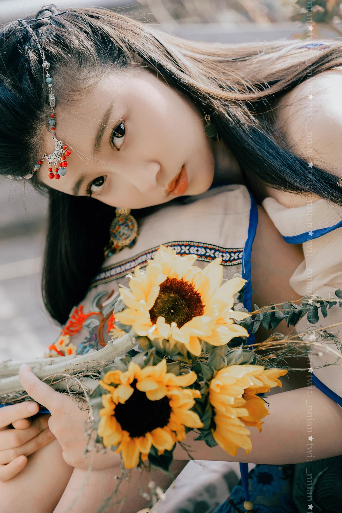 向云端 山那边 海里面《云端》完整版已上新，私信解锁🫶🏻 https://t.co/BQN2EahG9F