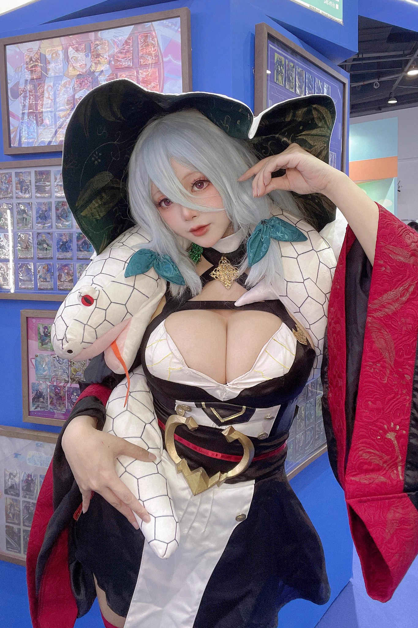 #bushiroad 🐍 https://t.co/b3vgXDVITK